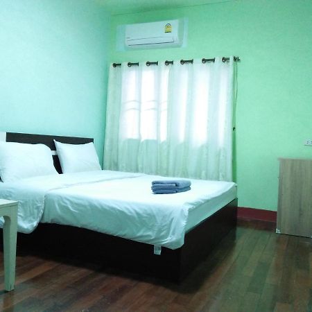 Hostel Sakura House Čiang Mai Exteriér fotografie