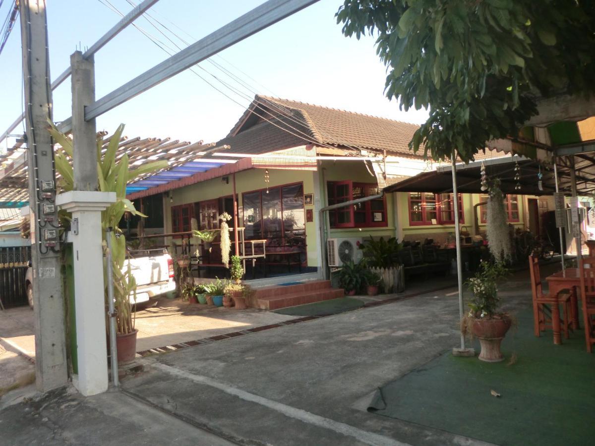 Hostel Sakura House Čiang Mai Exteriér fotografie