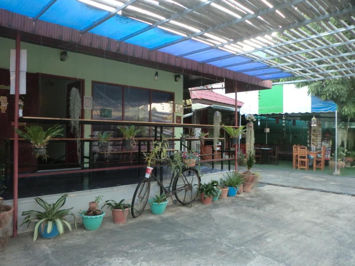 Hostel Sakura House Čiang Mai Exteriér fotografie