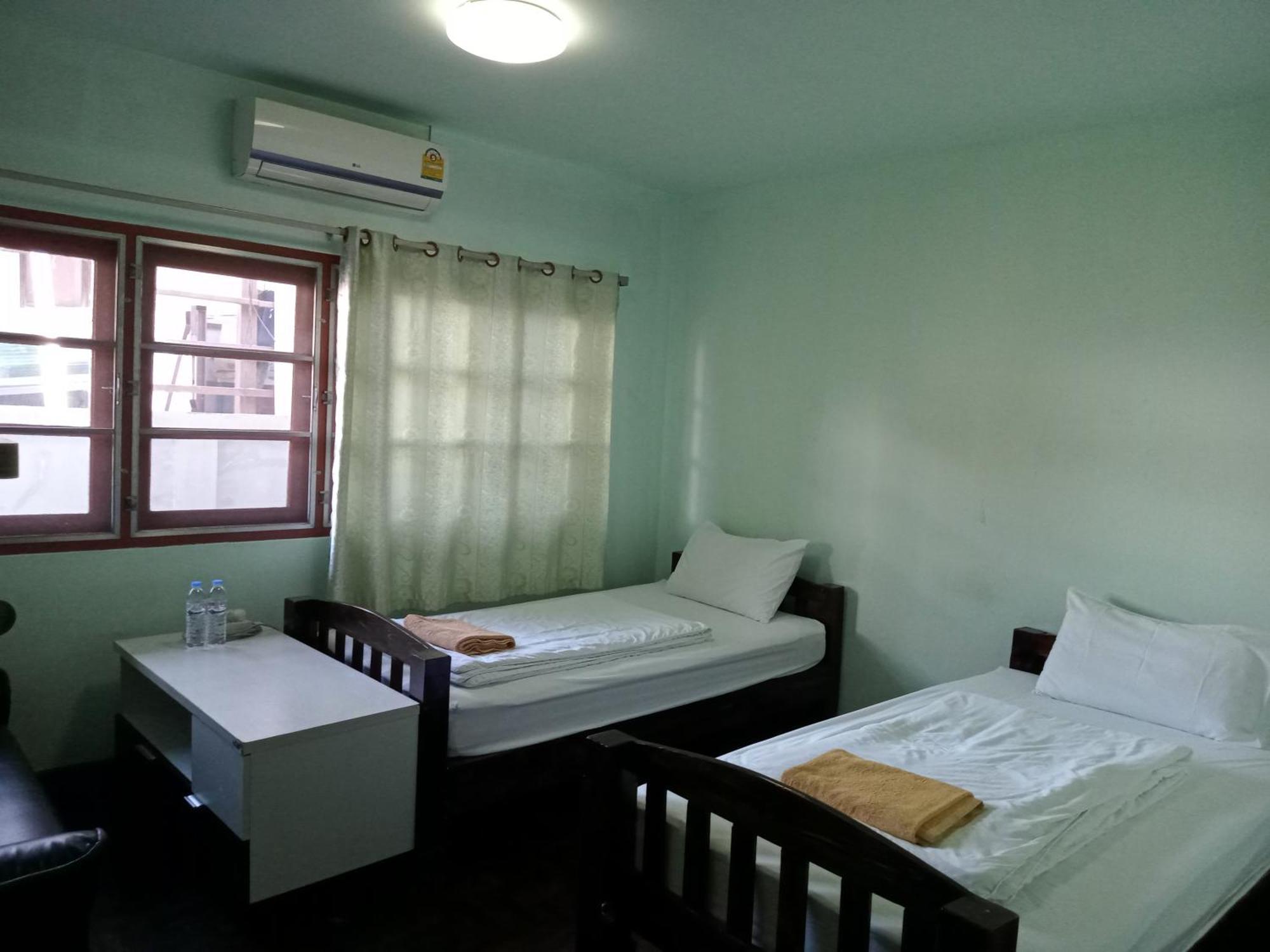 Hostel Sakura House Čiang Mai Exteriér fotografie