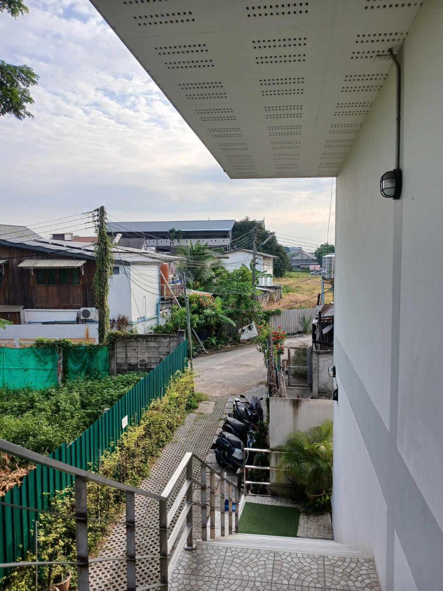 Hostel Sakura House Čiang Mai Exteriér fotografie